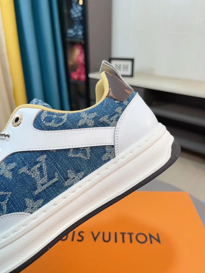Men's shoes💰420🌹🌹[LV]🌹High-end men's shoes brand: official website 1:1 latest masterpiece: the upper is made of Italian imported first-layer cowhide with special materials➕full genuine leather lining🔥, making walking more convenient and comfortable! Exclusive new style, stunning work [color]! Create a fashionable personality to set off your uniqueness! A must-have for trendy men! Classic🔥Number: 38-44